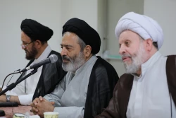 حجت الاسلام والمسلمین نواب:

روحانیون می‌توانند در ذهن زائران «گلستان معرفت» ایجاد کنند 7