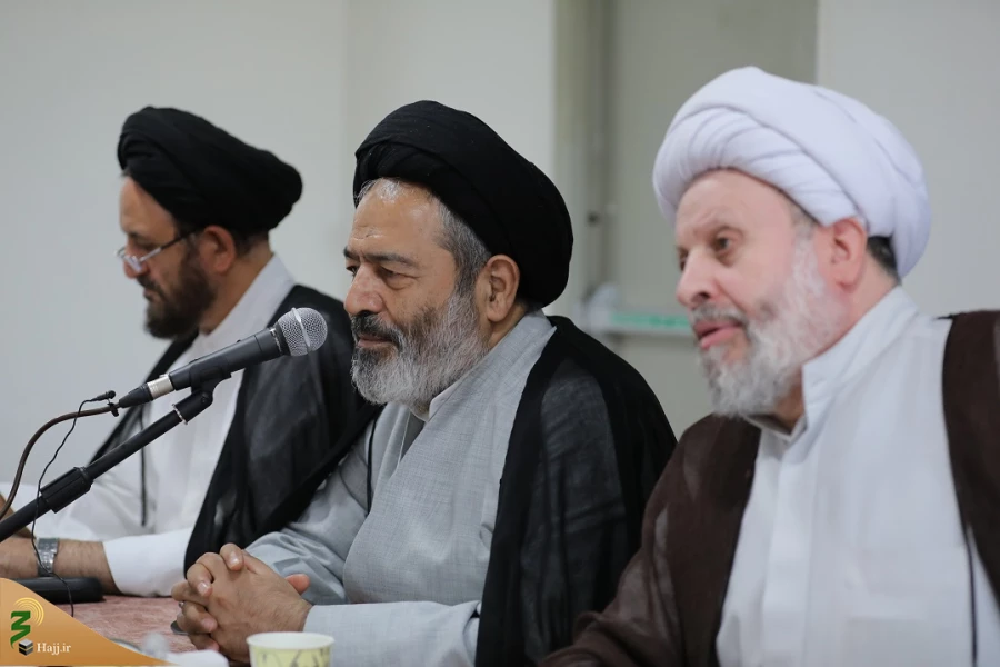 حجت الاسلام والمسلمین نواب:

روحانیون می‌توانند در ذهن زائران «گلستان معرفت» ایجاد کنند 7