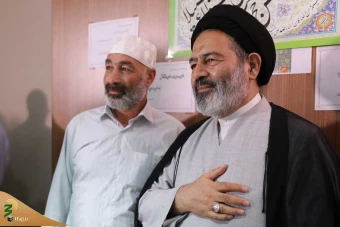 
دعای کمیل زائران ایرانی در مکه مکرمه
 24