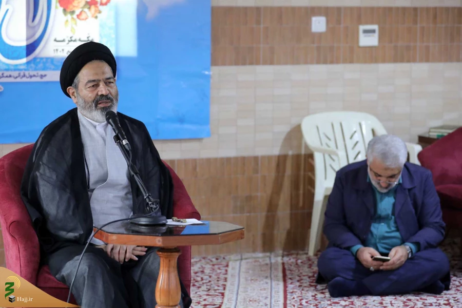 نماینده ولی فقیه در امور حج و زیارت:

تا سوم مرداد همه زائران ایرانی از عربستان خارج می شوند 4