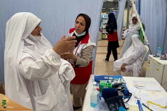 خدمات پزشکی هلال احمر جمهوری اسلامی ایران در منا 30