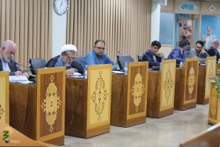 رییس کمیته فرهنگی اربعین: 
جای یک موسیقی فاخر و مناسب اربعین خالی است
 3