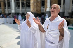 نیایش زائران در مسجدالحرام 6