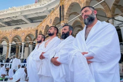 نیایش زائران در مسجدالحرام 11