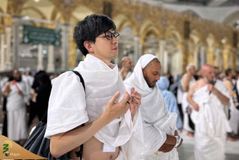 نیایش زائران در مسجدالحرام 13