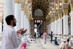 زیارت، ترجمان عشق است