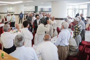 دیدار صمیمی سرپرست حجاج ایرانی با زائران اهل سنت در مکه +گزارش عکس 2