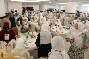 دیدار صمیمی سرپرست حجاج ایرانی با زائران اهل سنت در مکه +گزارش عکس 5