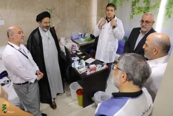 دیدار صمیمی سرپرست حجاج ایرانی با زائران کشورمان در مکه مکرمه _ 9 20