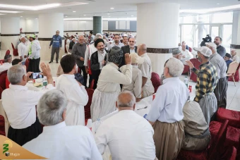 دیدار صمیمی سرپرست حجاج ایرانی با زائران کشورمان در مکه مکرمه _ 9 33