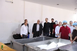 رییس سازمان حج و زیارت تاکید کرد:
تامین غذای گرم و با کیفیت برای آخرین کاروان های ایرانی مقیم مدینه منوره 4