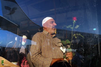  بازگشت حجاج از سرزمین وحی به میهن  33