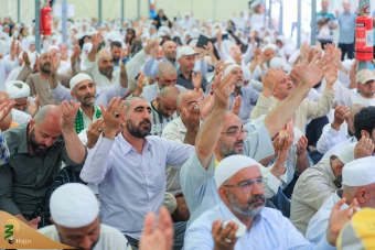 مراسم دعای ندبه در سرزمین منا 5
