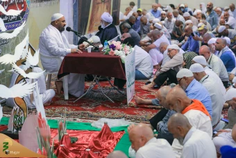 مراسم دعای ندبه در سرزمین منا 25