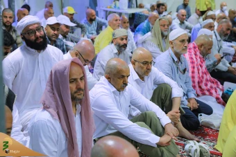 مراسم دعای ندبه در سرزمین منا 16