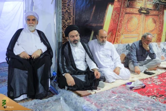 مراسم دعای ندبه در سرزمین منا 19