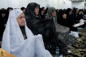 آخرین دعای کمیل زائران ایرانی در مدینه 21
