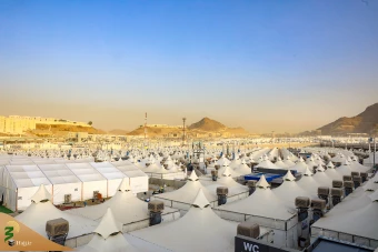 عزیمت هزاران زائر به سرزمین منا با پای پیاده  19