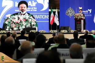 سرپرست حجاج ایرانی: 

سفرهای اربعین، عمره و حج در پیش است؛ هواپیمایی خود را آماده کند 6