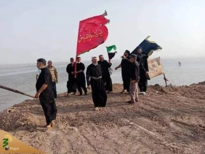 نخستین گروه زائران اربعین حسینی پیاده روی را آغاز کردند