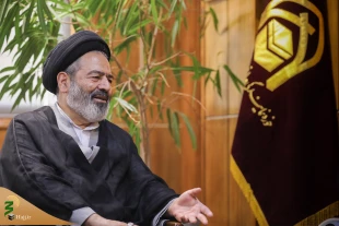 حوار وزير الثقافة و الإرشاد الإسلامي مع رئيس الحجاج الإيرانيين بشان رحلات الحج و العمرة 3