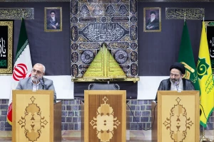 مسئول بعثه مقام معظم رهبری از آزادگان مجموعه حج و زیارت تجلیل کرد