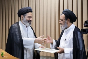 مسئول بعثه مقام معظم رهبری از آزادگان مجموعه حج و زیارت تجلیل کرد 13