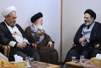 سفر نماینده ولی فقیه در امور حج و زیارت به عتبات عالیات _۱
 28