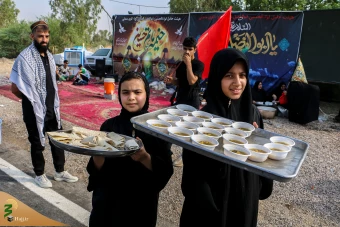 پیاده روی زائران اربعین حسینی _ ۲
 17