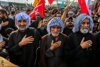 پیاده روی زائران اربعین حسینی _ ۲
 22