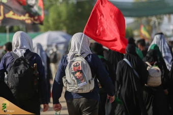 پیاده‌روی زائران اربعین حسینی از نجف به کربلا 32