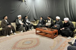 حجت الاسلام والمسلمین نواب ؛

تاکید بر برگزاری برنامه های متنوع فرهنگی درفعالیت های بعثه 3