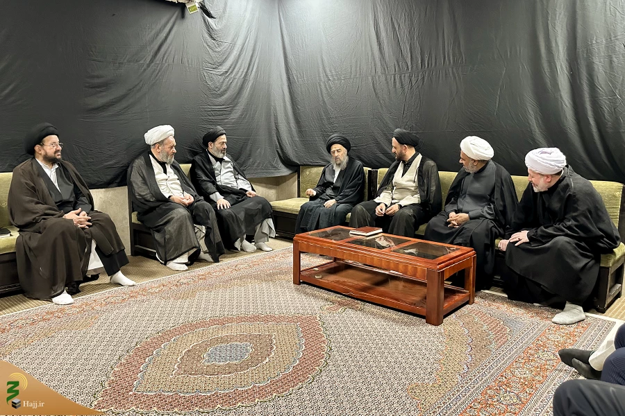 حجت الاسلام والمسلمین نواب ؛

تاکید بر برگزاری برنامه های متنوع فرهنگی درفعالیت های بعثه 3
