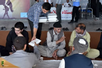 عبور زائران افغانستانی اربعین حسینی از مرز دوغارون 10