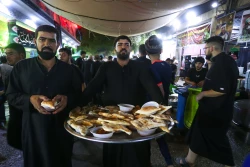 موکب‌های عراقی میزبان زائران اربعین حسینی در کربلای معلی 9