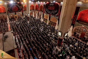 اقامه نماز جماعت در حرم امیرالمومنین علی علیه السلام 6