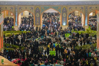 اقامه نماز جماعت در حرم امیرالمومنین علی علیه السلام 11