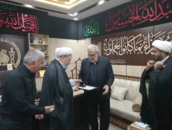 دیدار مسئولین بعثه مقام معظم رهبری در عراق با تولیت عتبه حسینیه در کربلای معلی