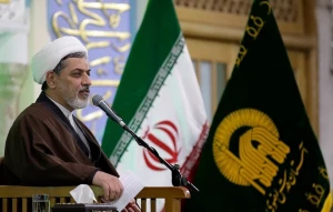 رفیعی در حرم مطهر رضوی:

حمایت از مظلوم و دشمنی با ظالم شاخصه‌ سبک زندگی رضوی است