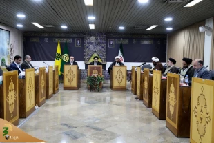 نشست مسئولان حوزه حج و زیارت با اعضای فراکسیون حج و زیارت مجلس شورای اسلامی/پیگیری موضوعات زیارت و ارائه گزارش اقدامات حج و اربعین 2
