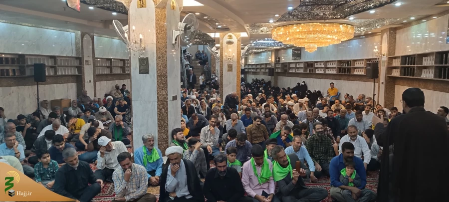 عزاداری زائران ایرانی در شب وفات حضرت سکینه در سرداب امام علی (ع) حرم مطهر حضرت ابوالفضل (ع) 2
