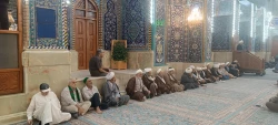 حضور چشمگیرعلما و روحانیون کاروان ها در برنامه بعثه مقام معظم رهبری در حرم امام حسین + تصاویر  2