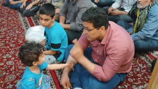 حضور پرشور کودکان در مراسم بعثه مقام معظم رهبری در سرداب امام علی (ع) + تصاویر 2