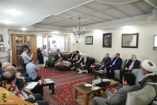 لقاء مسؤولی منظمة الحج و الزیارة مع عائلة شهیدان قلانی 2