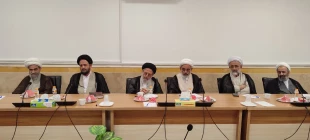 در نشست سرپرست حجاج ایرانی با نمایندگان بیوت مراجع مطرح شد؛

از بررسی فقهی مسائل مستحدثه قربانی در حج تا دعوت از حوزویان برای هم‌فکری درباره سفر زیارتی اربعین 3