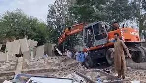 دههاکشته و زخمی در انفجار بمب نزدیک مسجدی در جنوب غرب پاکستان 4