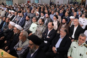 دیدار مسئولان نظام و مهمانان کنفرانس وحدت با رهبر انقلاب 10