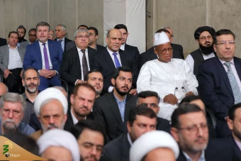 دیدار مسئولان نظام و مهمانان کنفرانس وحدت با رهبر انقلاب 19
