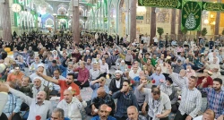 جشن میلاد پیامبر اعظم (ص) و امام جعفر صادق (ع) در حرم مطهر امام حسین (ع) برگزار گردید. 3