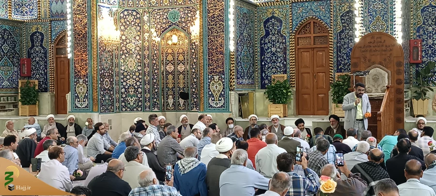 جشن میلاد پیامبر اعظم (ص) و امام جعفر صادق (ع) در حرم مطهر امام حسین (ع) برگزار گردید. 8